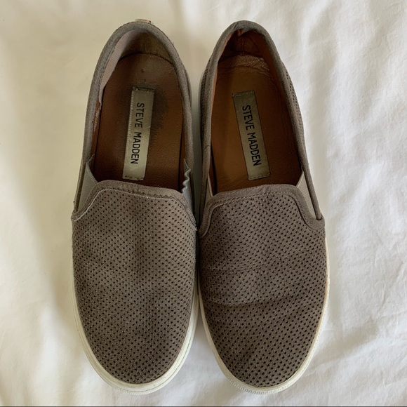 Steve Madden Zarayy Slip-On Sneakers Perforated, size 6, dark gray w/ olive tone - Picture 14 of 16